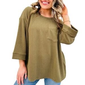 Andree By Unit Over Sized All Day Appeal Top Medium Sage Olive front Pocket
